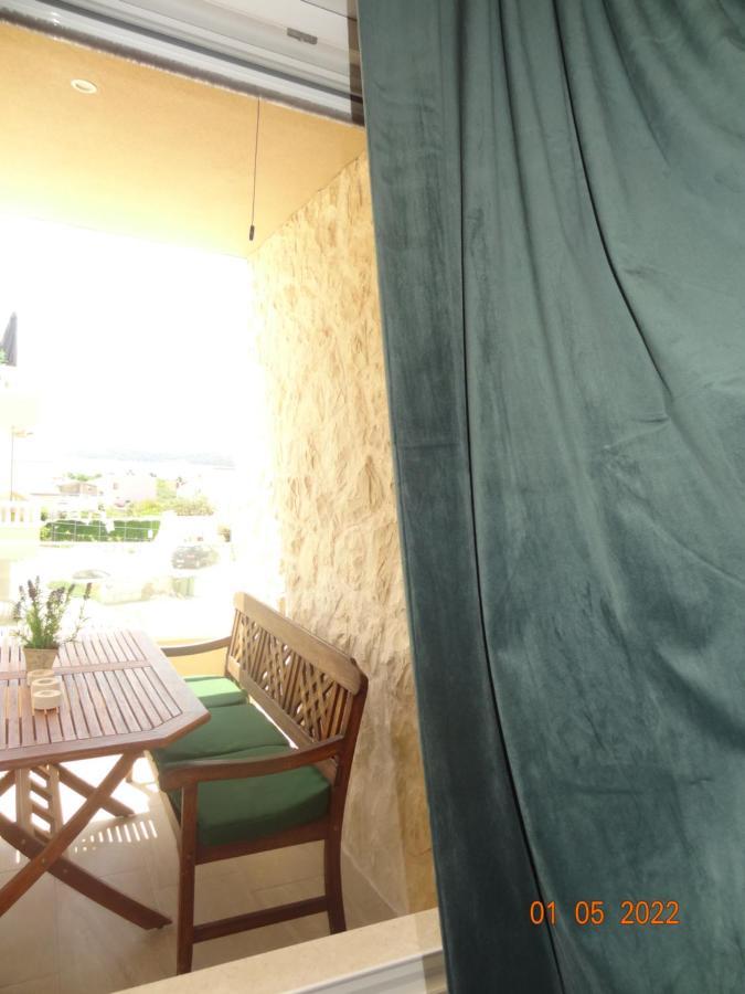 Fantazija Apartment Vodice Ngoại thất bức ảnh