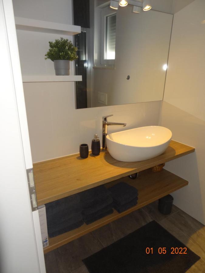 Fantazija Apartment Vodice Ngoại thất bức ảnh